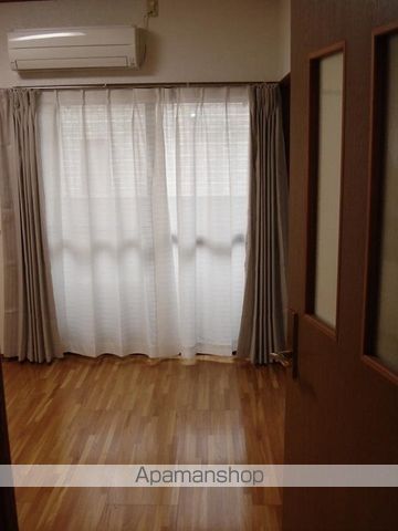 山岸ハイツの内装写真