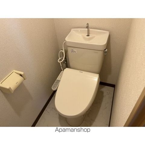 LIMPIA垂木の内装写真