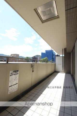アルス医大前の内装写真