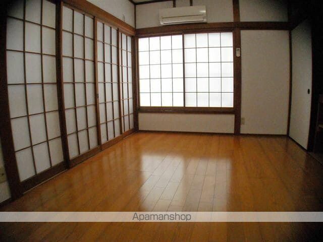 武蔵野線 新座駅 徒歩19分 2階建 築44年の内装写真