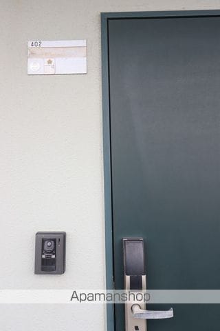 カルサイトの玄関写真