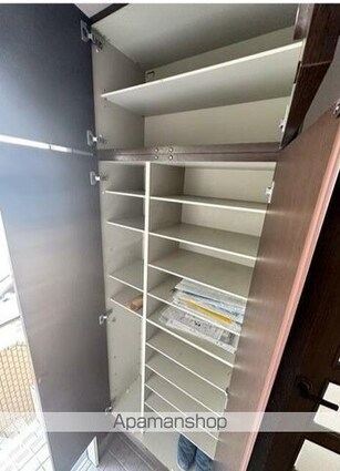 葛飾区新小岩四丁目戸建て[2DK/74.52m2]の内装5