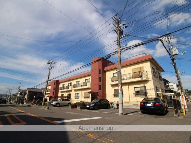 野村マンションの外観写真
