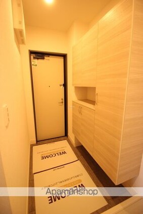 Ｄーｒｅｓｉｄｅｎｃｅ・Ｋ沖野上[3LDK/81.72m2]の玄関