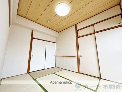 カーサグラン高浜[3LDK/60m2]の内装2