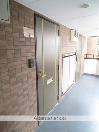 東京都江戸川区南葛西２丁目[1K/31.73m2]のエントランス