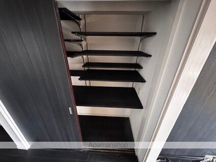 坪井ビル[1SLDK/45m2]の内装2