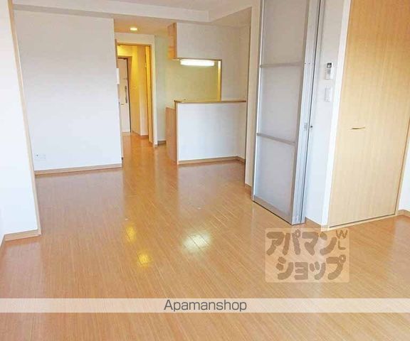 コンフォーレ栗栖野の内装写真