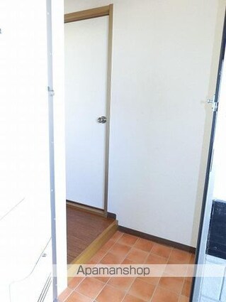 エム・エトアール　Ａ[2LDK/58m2]の玄関