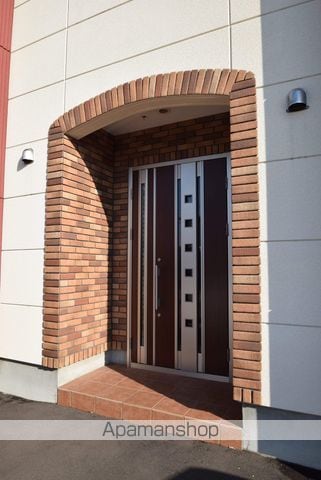 ベル9−21B棟の玄関写真