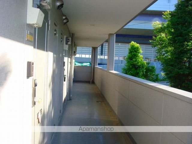 シャイン花園の玄関写真