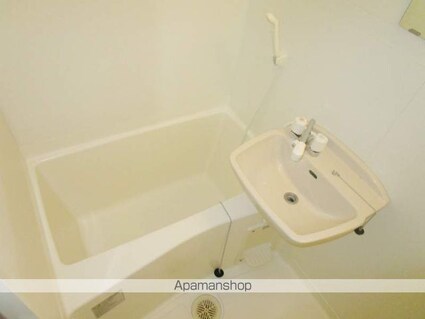 レオパレスＳｔａｇｅＡ[1K/28.02m2]のバス