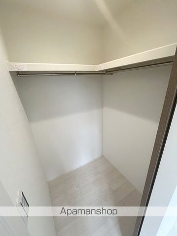 REGIES柴原阪大前IIの内装写真