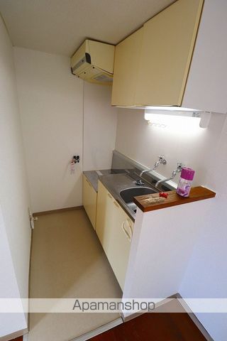 サクセスロードの内装写真