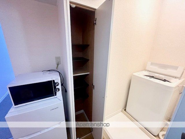 レオパレスロイヤルIの内装写真