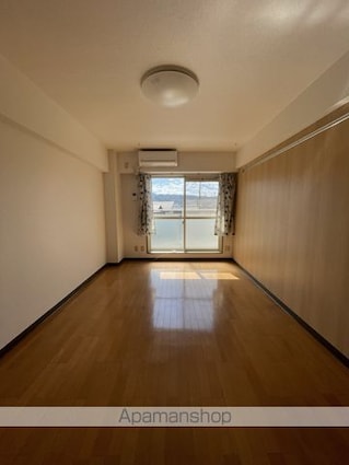 Ｙマンション[1K/27m2]のリビング・居間