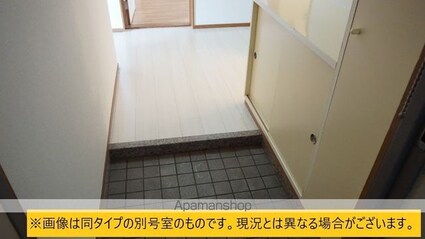 サン黒葉Ⅲ[3LDK/78.4m2]の玄関