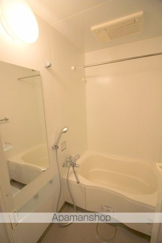 クロスレジデンス大阪新町の内装写真