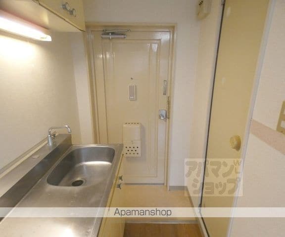 叡山電鉄 元田中駅 徒歩6分 3階建 築40年の内装写真