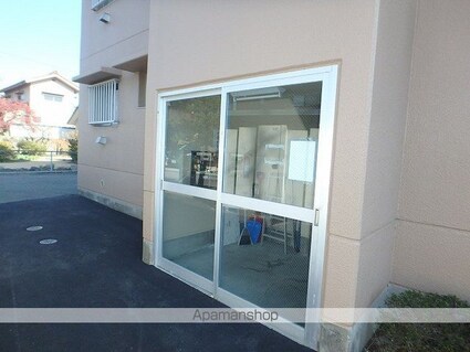 コーポ塩野[2DK/47m2]のエントランス