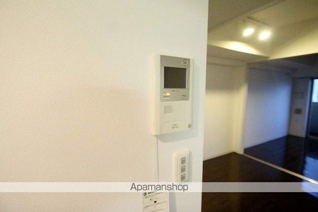 SERENiTE江坂四番館の内装写真