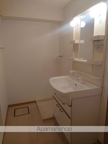 ランデュールINAの内装写真