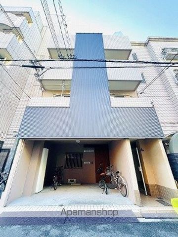 かげたマンションの外観写真