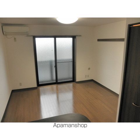 アンプルール 光明池の内装写真