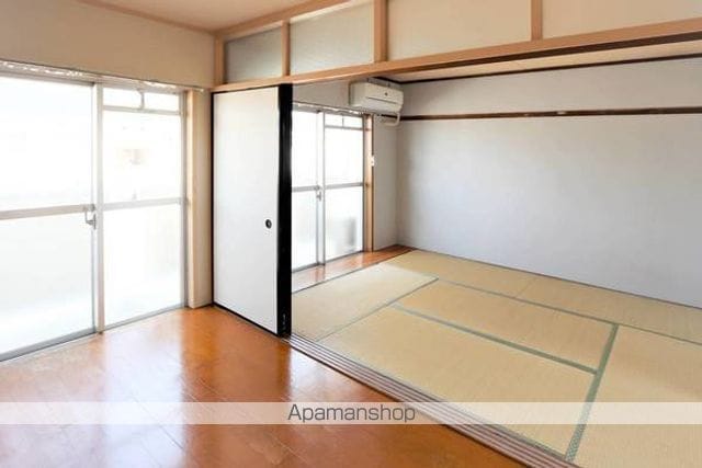 ビレッジハウス若葉II2号棟の内装写真