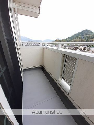 ターナリーVの内装写真