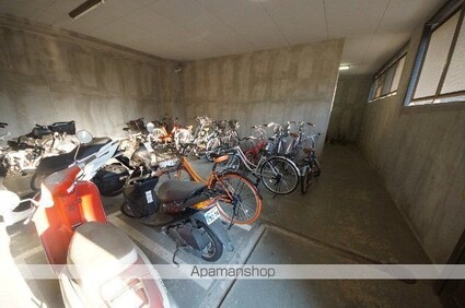 東京都新宿区西新宿８丁目[1K/20.03m2]の共用部3