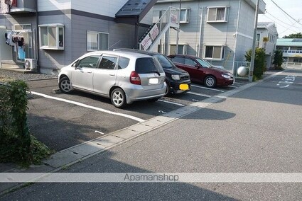エルディムモモセ[2DK/39.74m2]の駐車場
