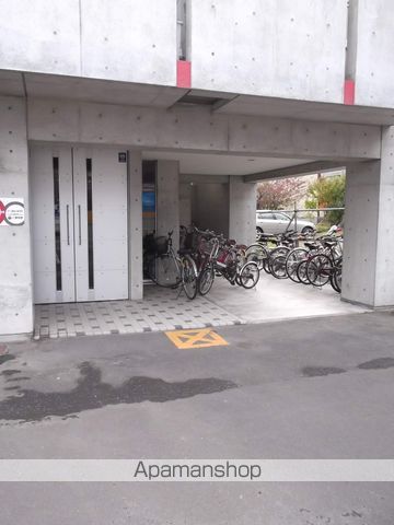 WILLDO南12条の玄関写真