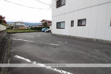 藤森コーポ[3DK/59m2]の駐車場
