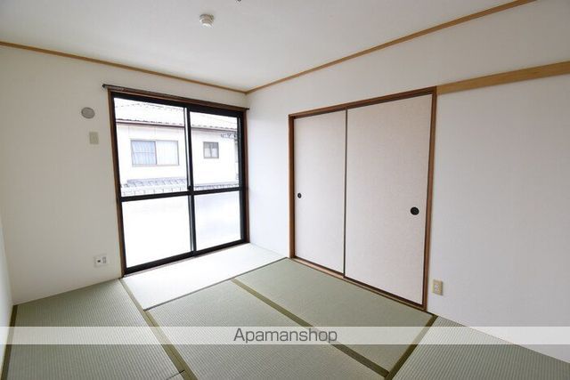 ハイツアベニール A棟の内装写真