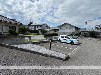 レオパレスもえぎ[1K/23.18m2]の駐車場2