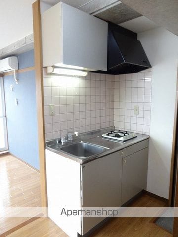 リヴィエラ二葉町の内装写真