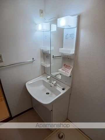 ファーストの内装写真