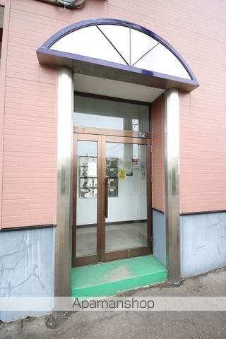 コスモハイツの玄関写真