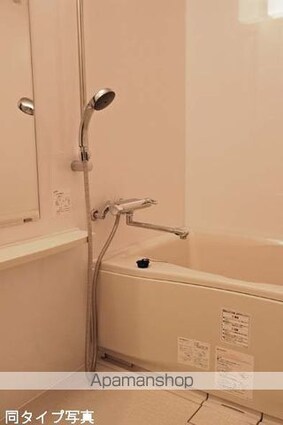 コンフォリア駒場[1K/26.31m2]のバス