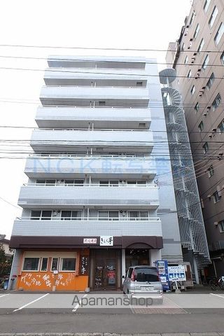 琴似1・6マンションの外観写真