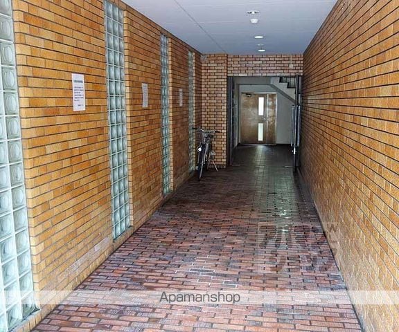 ロイヤルハイツ亀岡の外観写真