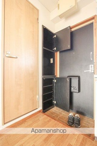 ロイヤルグレイスコーポAYAの内装写真