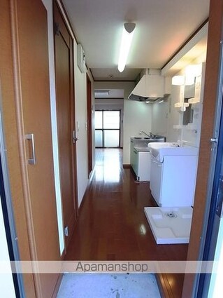 ワタナベビル[1K/22.5m2]の玄関