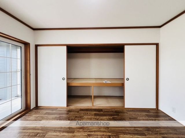 N happiness富岡IIの内装写真