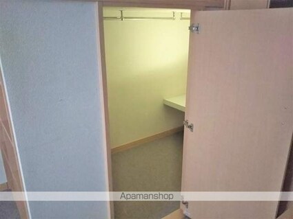 レオパレスアコール[1K/19.87m2]の収納