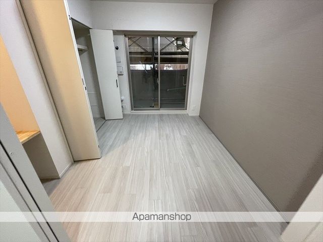 スプランディッド江坂DUEの内装写真