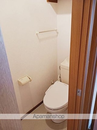 エバーグリーン桜川[2LDK/57.42m2]のトイレ