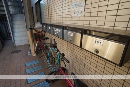 東京都新宿区余丁町[1R/22.27m2]の共用部