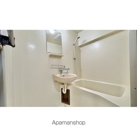 喜多禄コートの内装写真